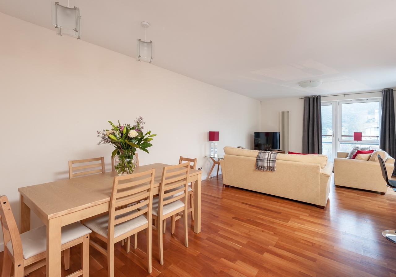 The Holyrood Park Residence 에든버러 외부 사진